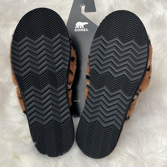 🆕 Sorel Go-Mail Run Slippers Faux Fur Leopard Print Size 7 - Picture 7 of 9